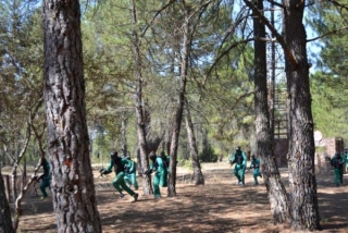  Team in action 